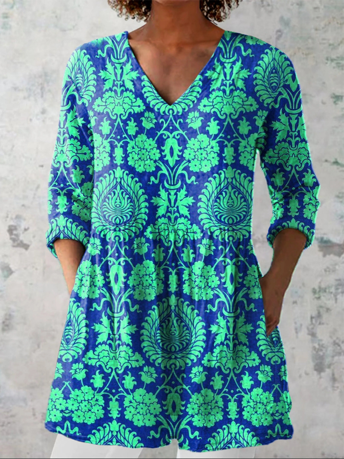 Ines | Chemise longue avec décolleté en V